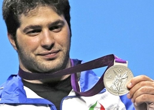 وزنه بردار ایرانی بعد از 7 سال مدال طلای المپیک گرفت!