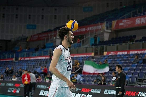 تیم‌ ملی والیبال ایران با برتری کامل برابر چین به نیمه نهایی رسید