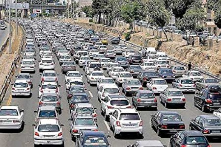 افزایش ۱۷.۷ درصدی ترددها / ورود ۵۷ هزار خودرو به آزادراه کرج-تهران
