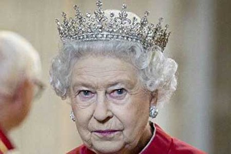 کرونا در کمین ملکه انگلیس (+عکس)