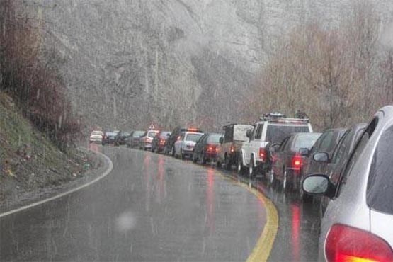 بارش برف و باران در اغلب جاده‌های کشور