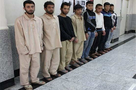 موبایل قاپ‌های افغانی دستگیر شدند + عکس