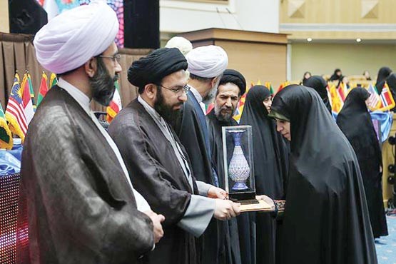 شمیم عطر یاس در تهران