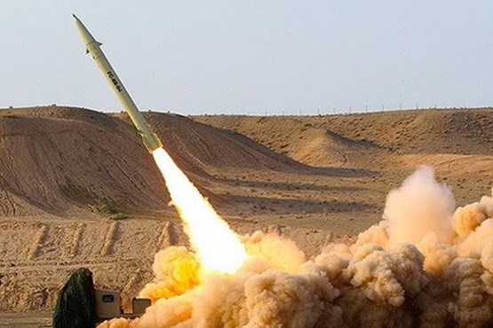 شلیک موشک بالستیک در یک رزمایش توسط سپاه