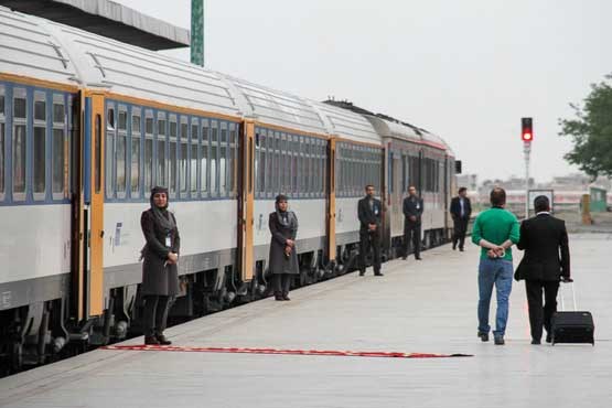 قطارهای گردشگری در مسیر شمال و جنوب ایران راه اندازی می شود