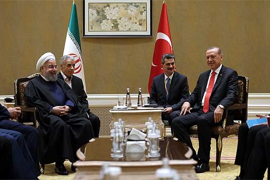 گفتگوی روحانی و اردوغان درباره روابط اقتصادی، تروریسم و میانمار