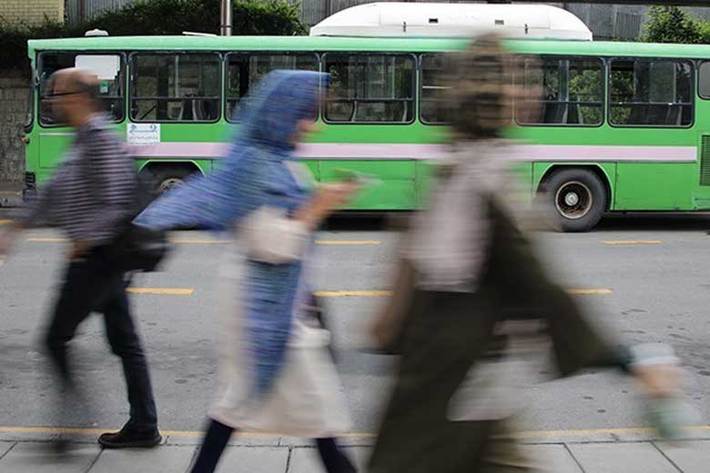 مدیرعامل شرکت واحد اتوبوسرانی تهران از ابتلای ۴۰ نفر از کارکنان این شرکت از جمله ۱۸ راننده به کرونا خبر داد.