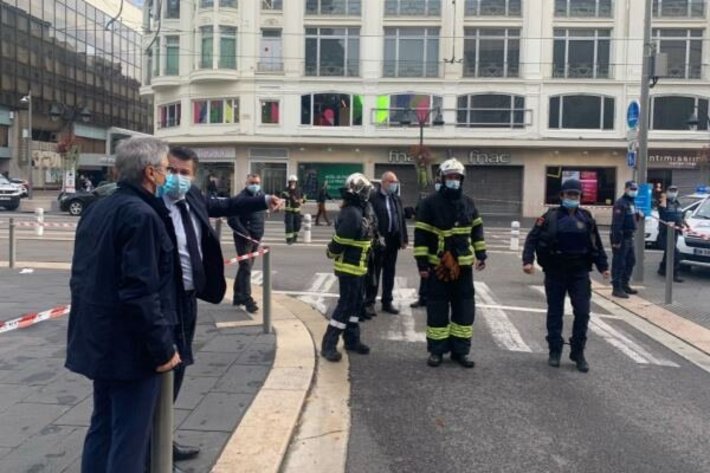 فرانسه اعلام کرده است که تحقیقات خود برای اظهار نظر در مورد تروریستی بودن یا نبودن این واقعه را آغاز کرده اند.  