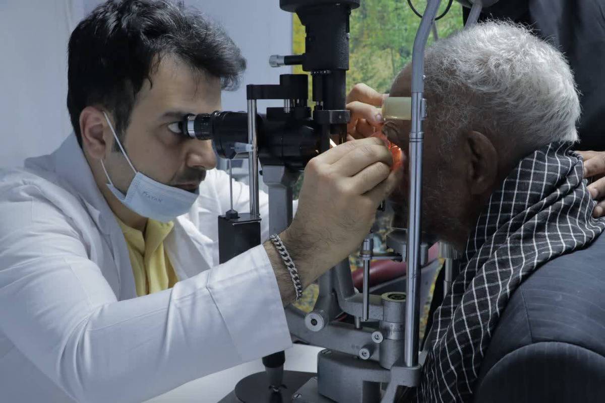 جراحی رایگان چشم ۵۹ بیمار در حاجی آباد