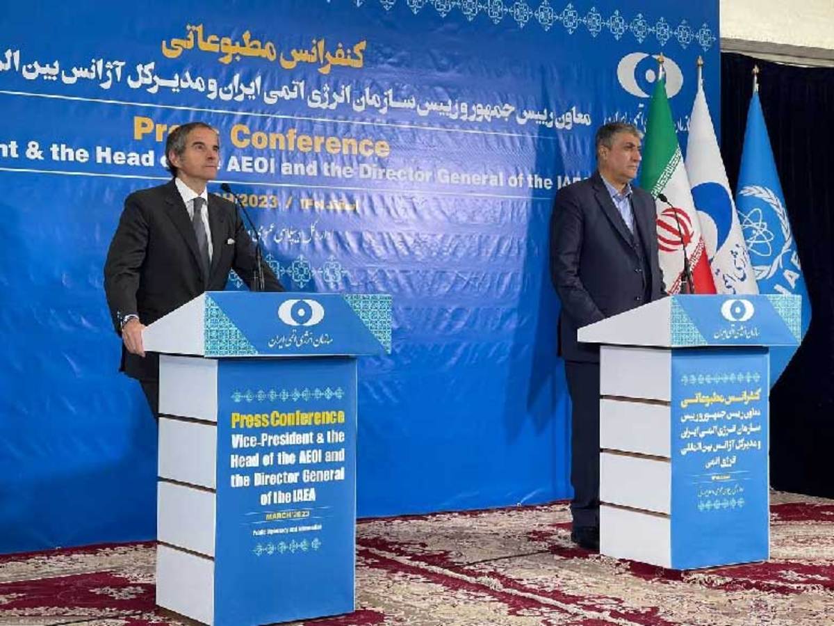 رییس سازمان انرژی اتمی گفت:آژانس بین المللی انرژی اتمی باید بتواند وظایف خود را در ارتباط با برنامه هسته‌ ای ایران در چارچوب ضوابط پادمان پابرجا و اطمینان بخش نگه دارد.