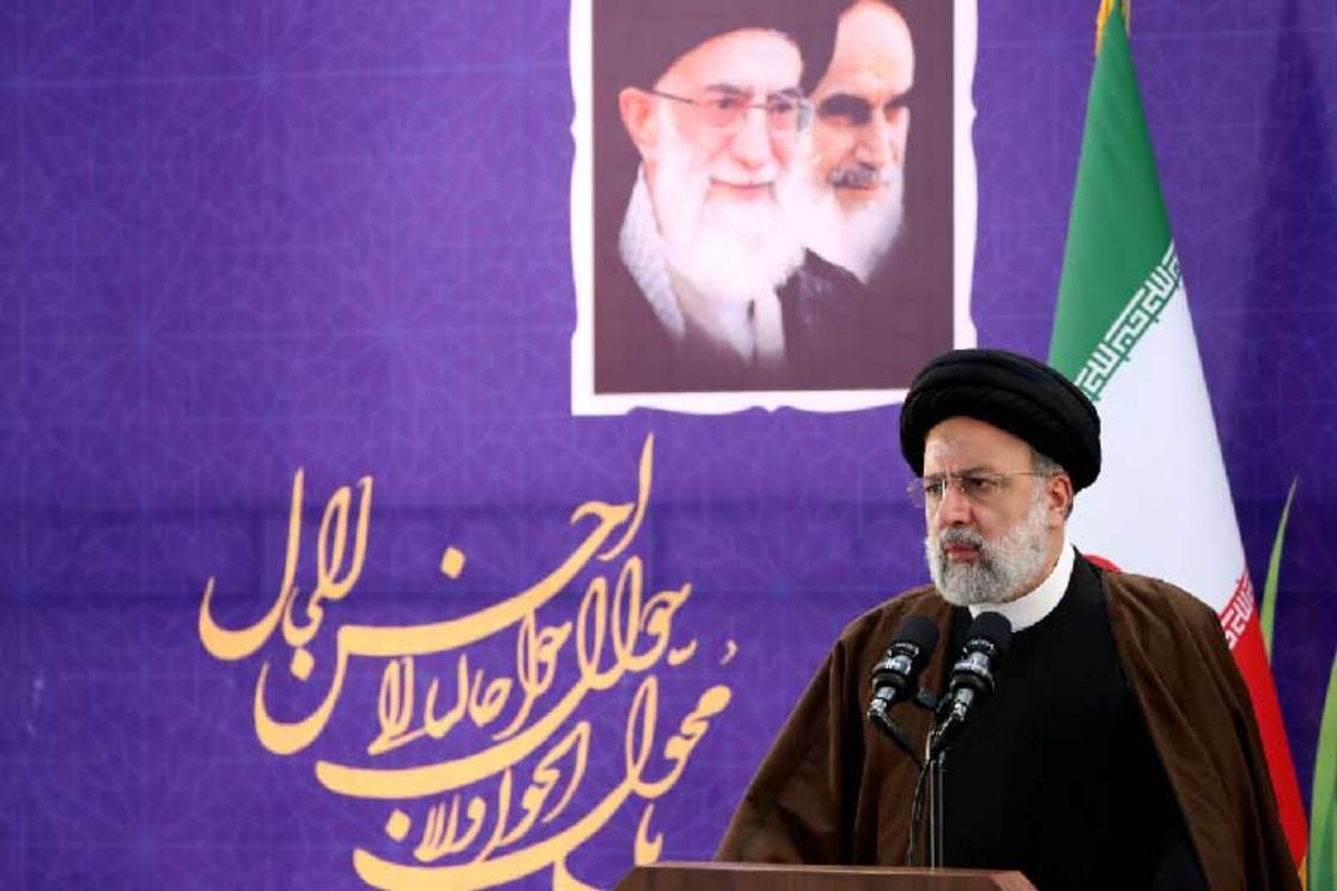 دولت خود را در قبال ایرانیان خارج از کشور مسئول می‌داند