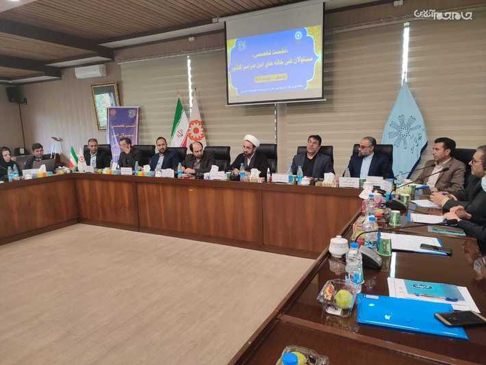 نشست تخصصی مسئولان فنی خانه های امن سراسر کشور با حضور و سخنرانی رئیس کل دادگستری استان اردبیل برگزار شد.