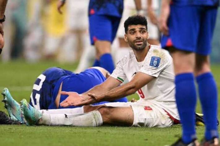 با اتمام مرحله گروهی جام جهانی ۲۰۲۲ قطر، رنکینگ جهانی تیم‌های حاضر در این مسابقات به روز رسانی شد و تیم ملی ایران با چهار پله سقوط، صدر آسیا را از دست داد.