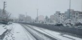 مدارس شهر فیروزکوه علی رغم بارش برف دایر است