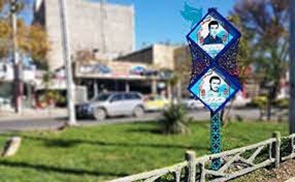 تعویض تابلو تمثال شهدا در فیروزکوه/ یاد شهید عامل مانایی فرهنگ ایثار و شهادت است