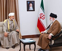 گزارش تصویری | دیدار سلطان عمان با رهبر انقلاب اسلامی