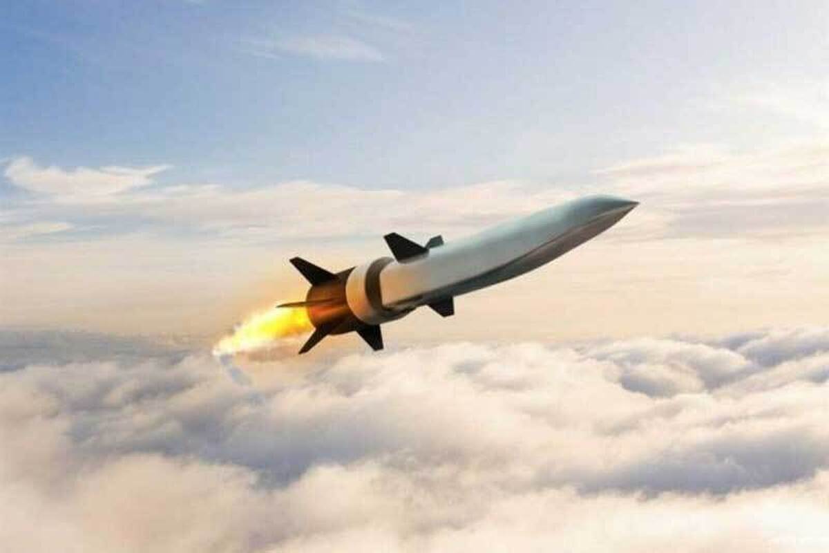 متخصصان صنایع دفاعی کشورمان به فناوری طراحی موشک سوپرسونیک دست یافته‌اند و این موشک هم‌اکنون در مرحله تست‌ قرار دارد.