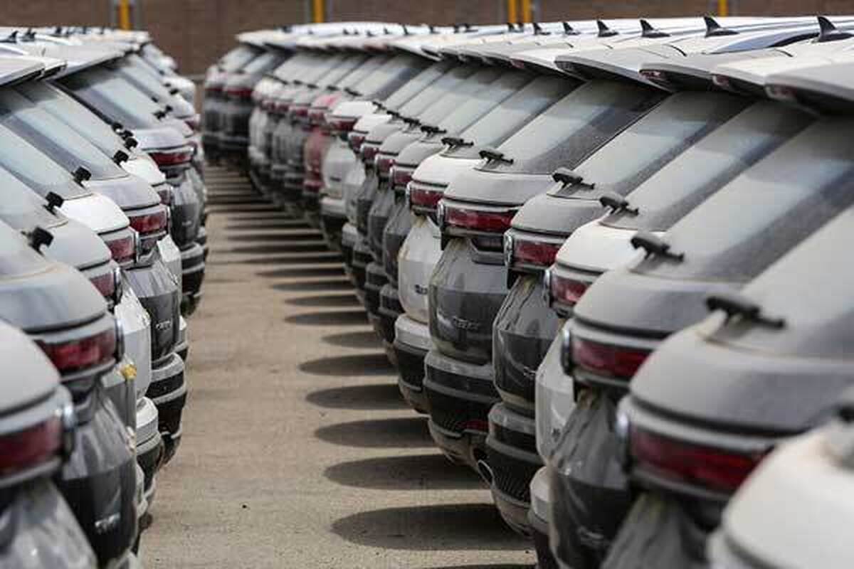 تصمیم جدید شورای رقابت درباره زمان اعمال قیمت جدید خودروها