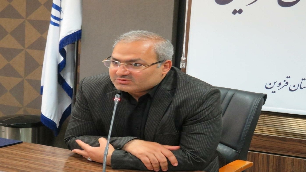 مدیرکل راه و شهرسازی استان قزوین از صدور ۲ هزار و ۲۰۹ پروانه ساختمانی در محلات بازآفرینی استان خبر داد.