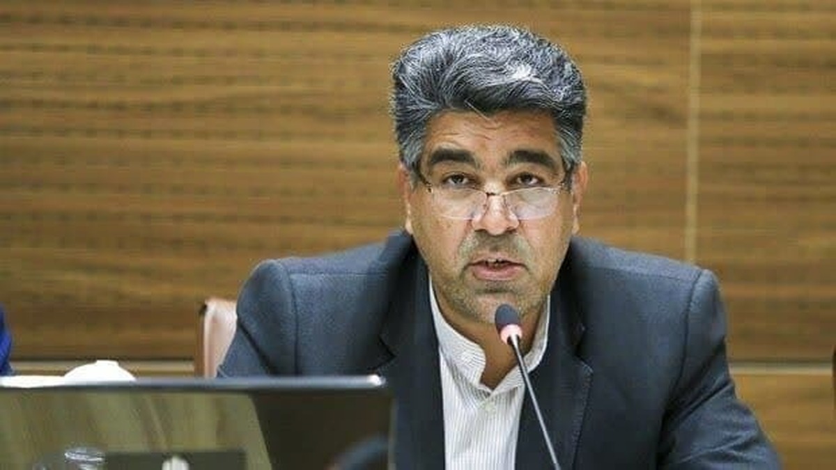 مدیرکل ثبت اسناد و املاک استان کرمان گفت: رسانه ها نقش مهمی در ترغیب مالکین اراضی املاک برای اخذ سند دارند. 